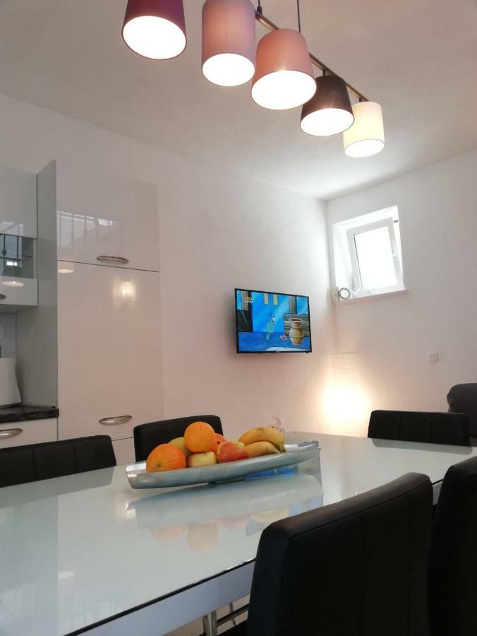 Apartment Porat Трогир Экстерьер фото