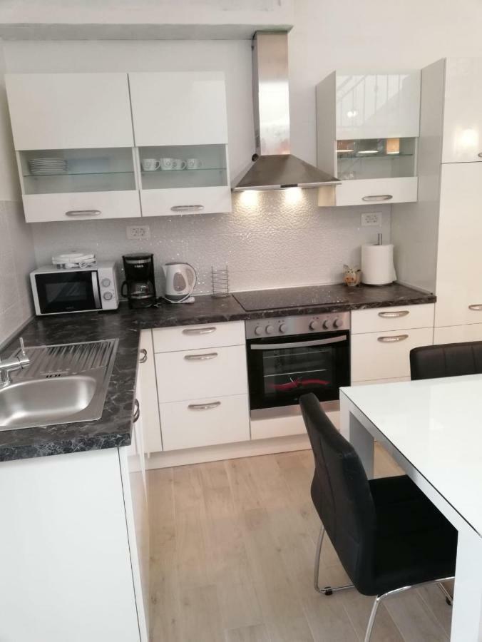 Apartment Porat Трогир Экстерьер фото