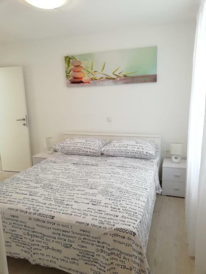 Apartment Porat Трогир Экстерьер фото