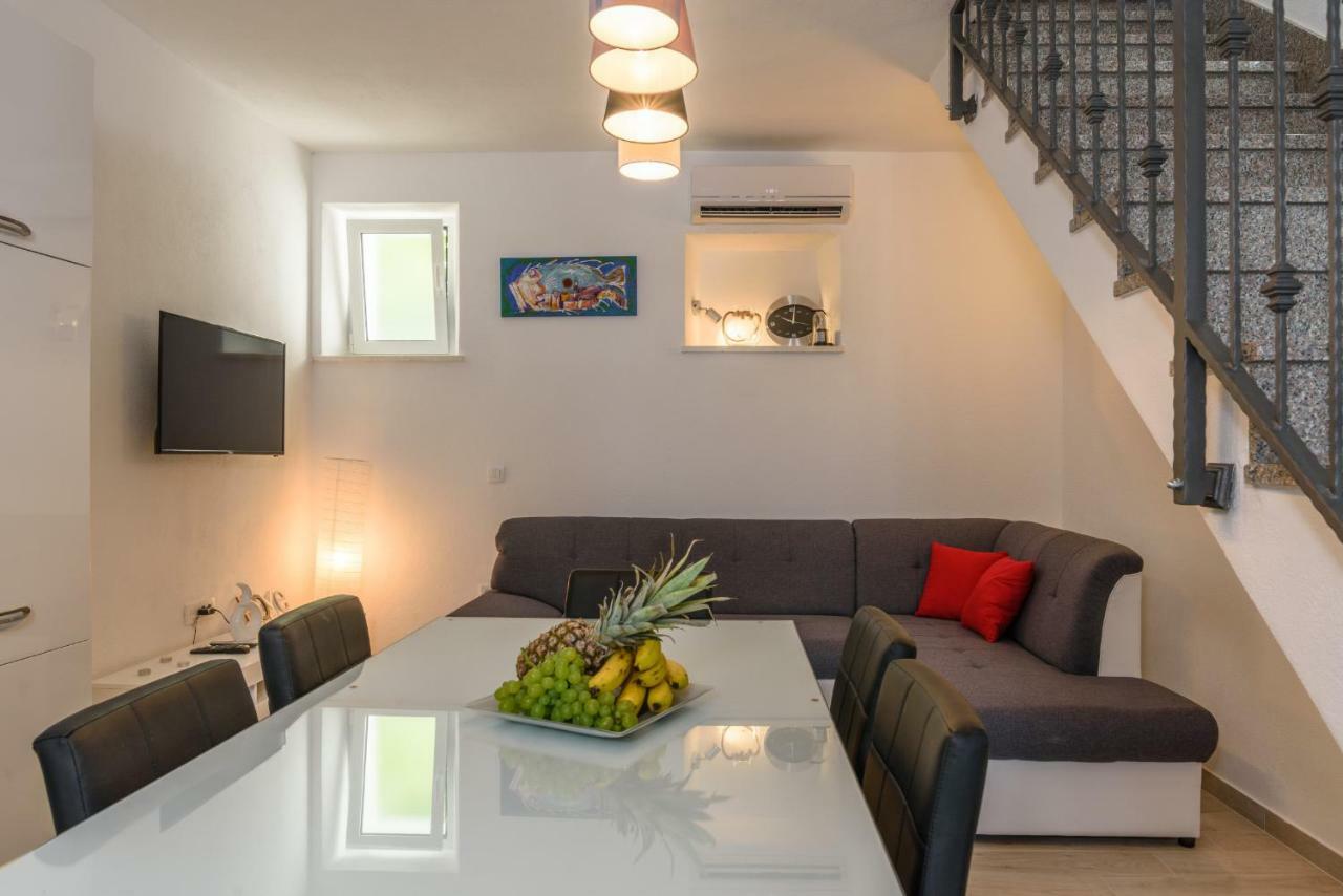 Apartment Porat Трогир Экстерьер фото